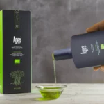 Product shot of Greek Olive Oil Ages Kyklopas featuring its premium extra virgin olive oil in a sleek bottle.