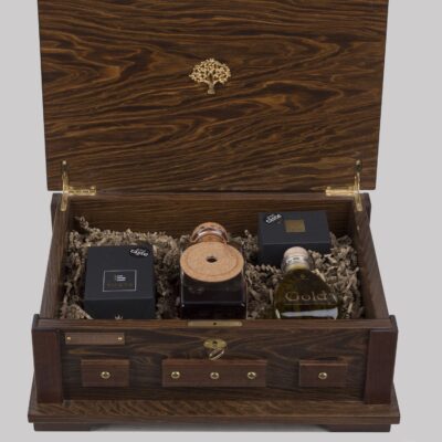 Luxurious Olive Wooden Box: Anama Wine - Olive Oil - Raw Honey
